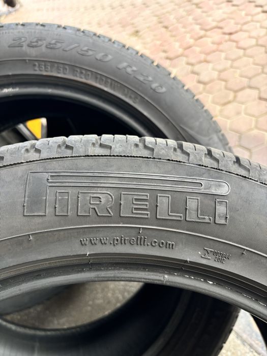 Продам комплект Pirelli 255/50/20