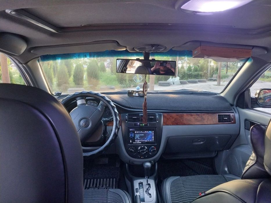 Chevralet Lacetti 1.8 автамат