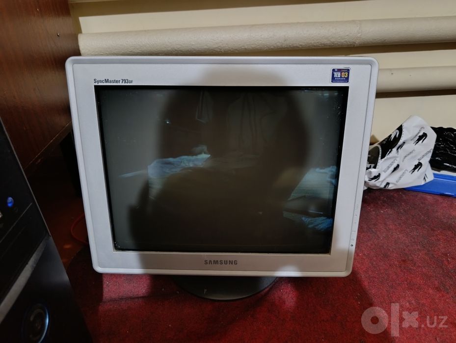 Samsung SyncMaster 793DF monitor