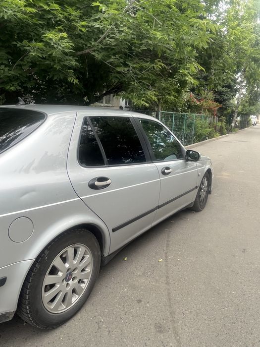 Легковая машина SAAB 9-5, 2003