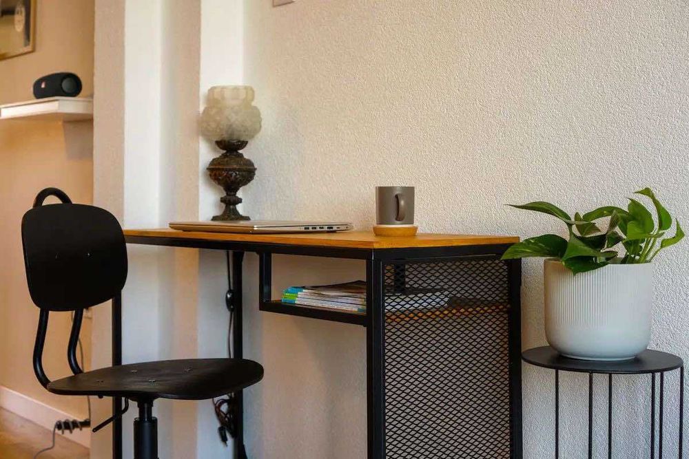 Продава се Двустаен апартамент в София, Център - 56 кв.м за 4286 €/кв.м - Снимка #18