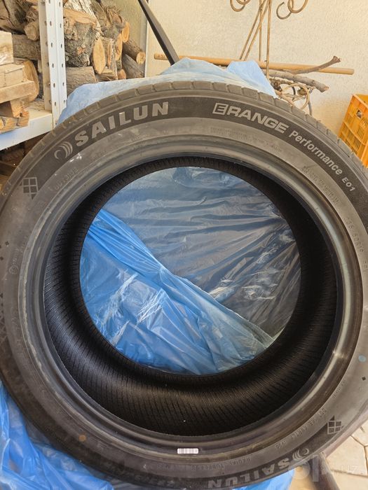 Продаётся новые автомобильные шины 235/50R19