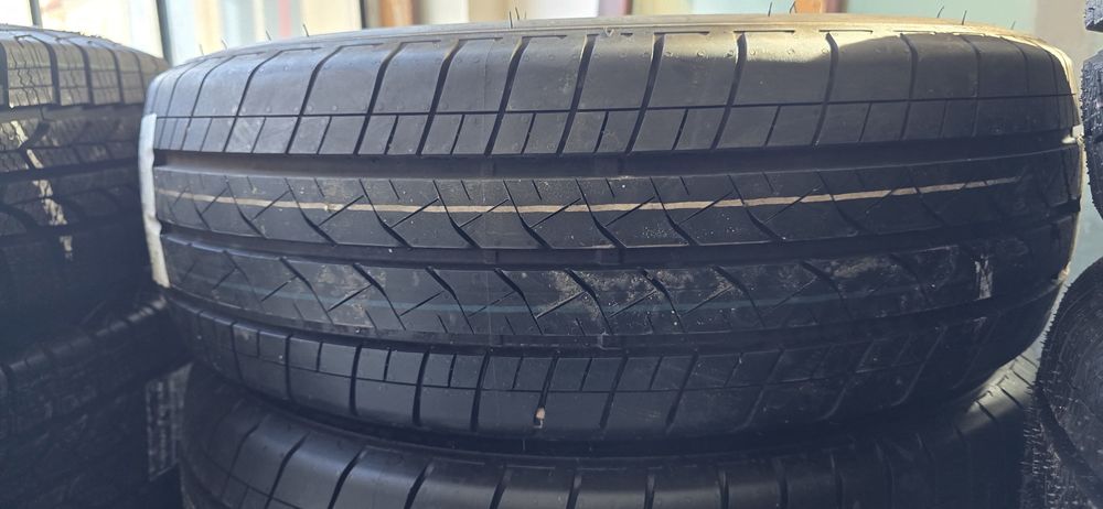205 65 16c / 205/65R16C , Bridgestone NOI