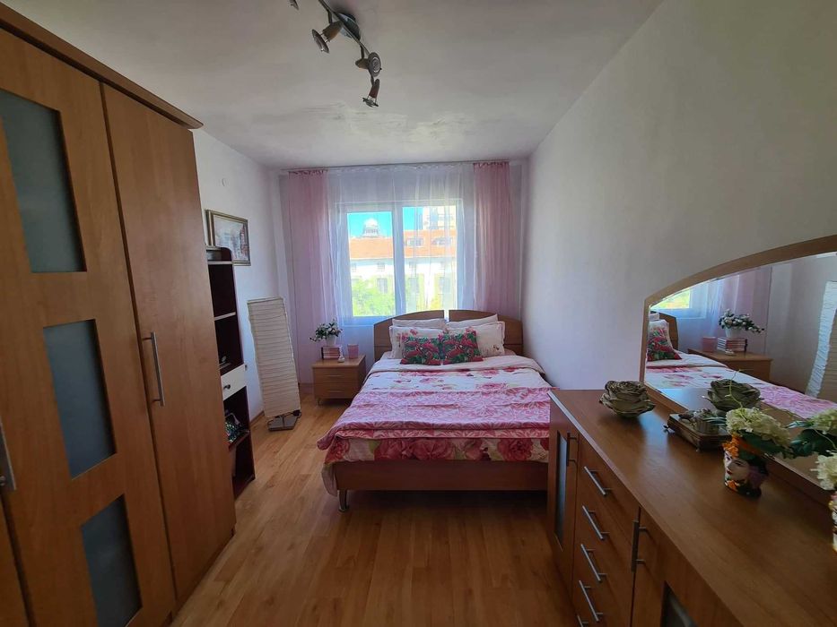 Продава се Тристаен апартамент в Хасково, Дружба 1 - 91 кв.м за 1154 €/кв.м - Снимка #5