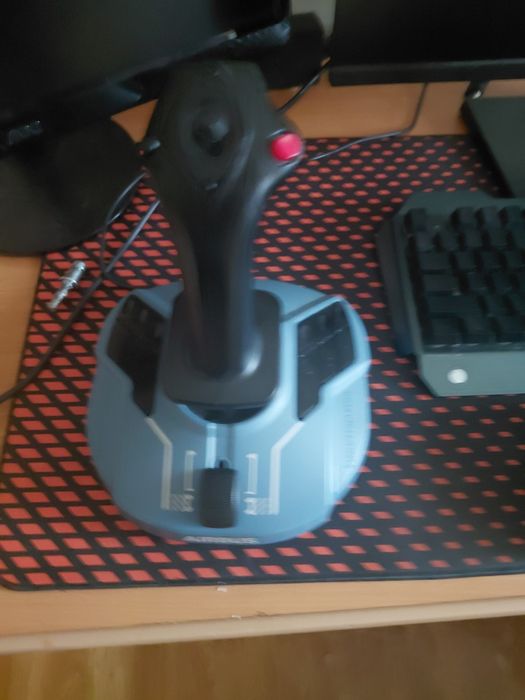 Монитор клава мышка сайтик для авиации