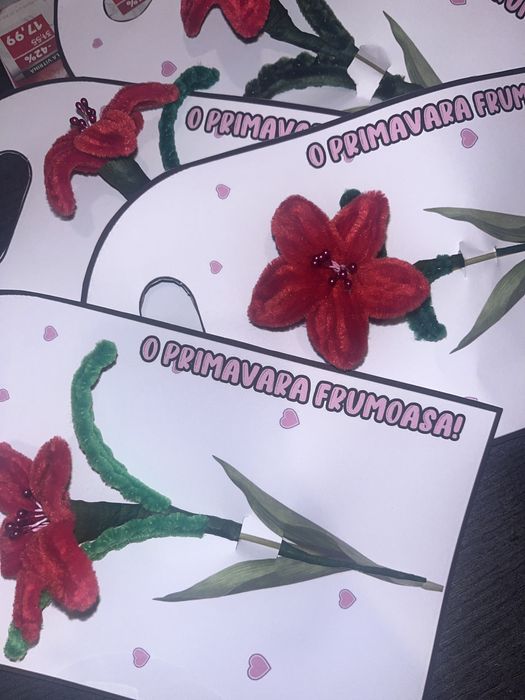 martisoare crini rosii