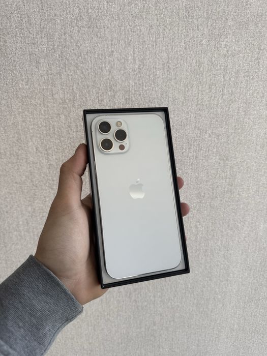 iPhone 12 pro max в идеальном состоянии!
