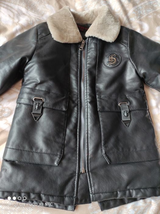 Кожаная куртка на 5-6 лет