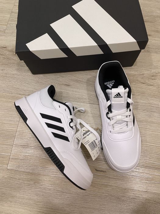 Adidas  размер 36 кроссовки оригинал кеды