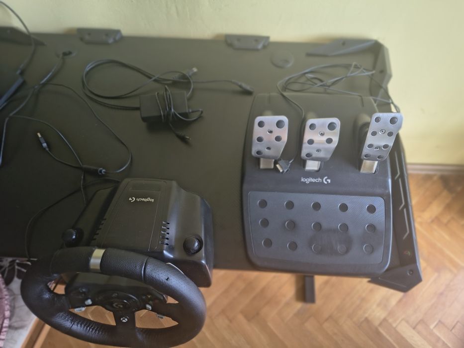 Logitech 920g волан с педали