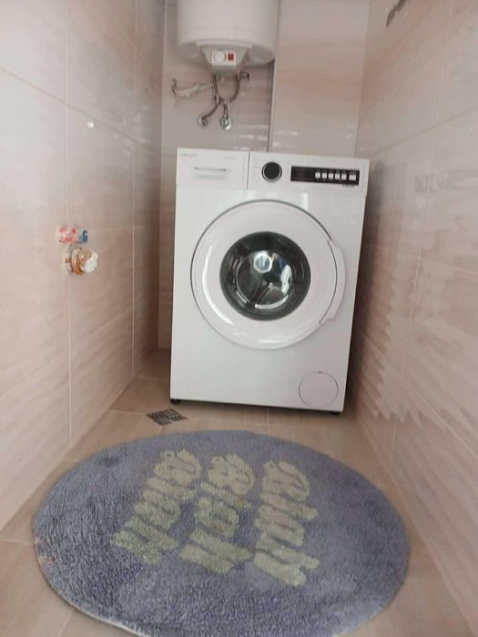 Дава се под наем Четиристаен апартамент в Варна, Център - 100 кв.м за 747.66 € - Снимка #11