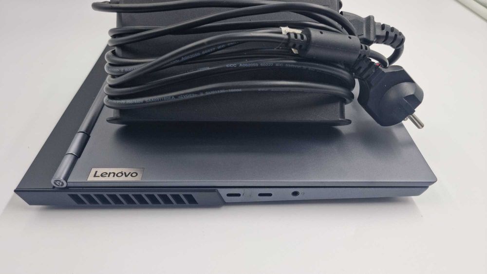 Laptop Lenovo Legion 7 [Amanet Club Caro]