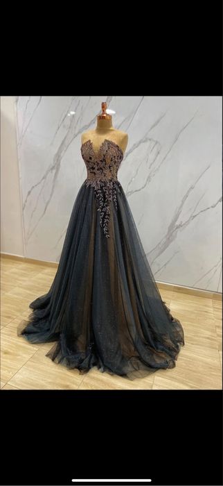 Официална дълга рокля