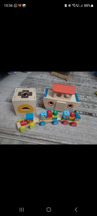 Vând jucarii educative din lemn