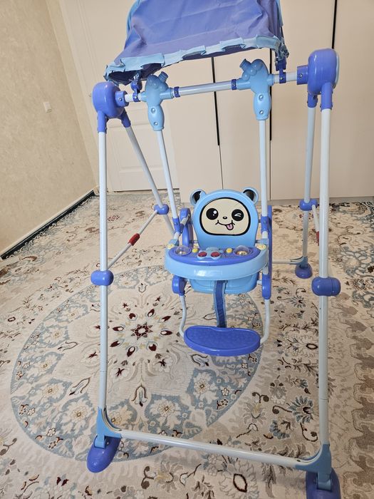 Качели детские продаеться