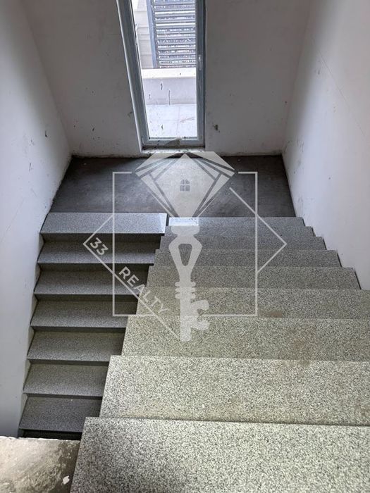 Продава се Двустаен апартамент в Пловдив, Тракия - 80 кв.м за 1303 €/кв.м - Снимка #3