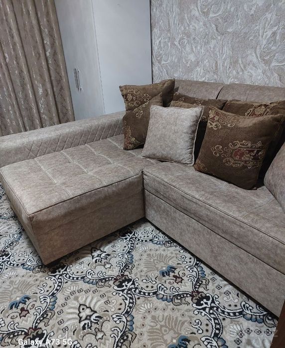 Продаётся Мирабад 2в3/3/4 с мебелью техникоф ремонт хороший !!!