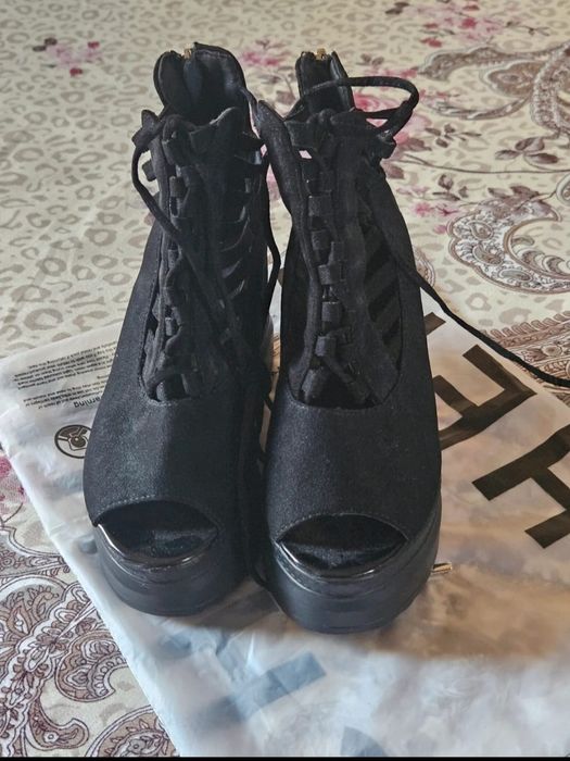 Sandale de damă negre