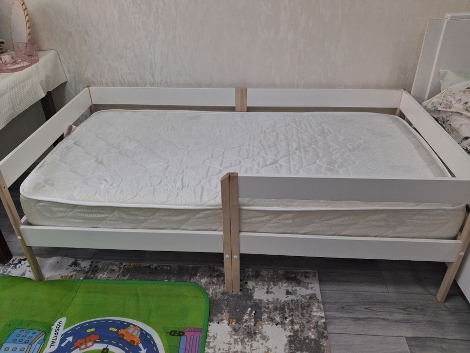 Продам кровать детскую