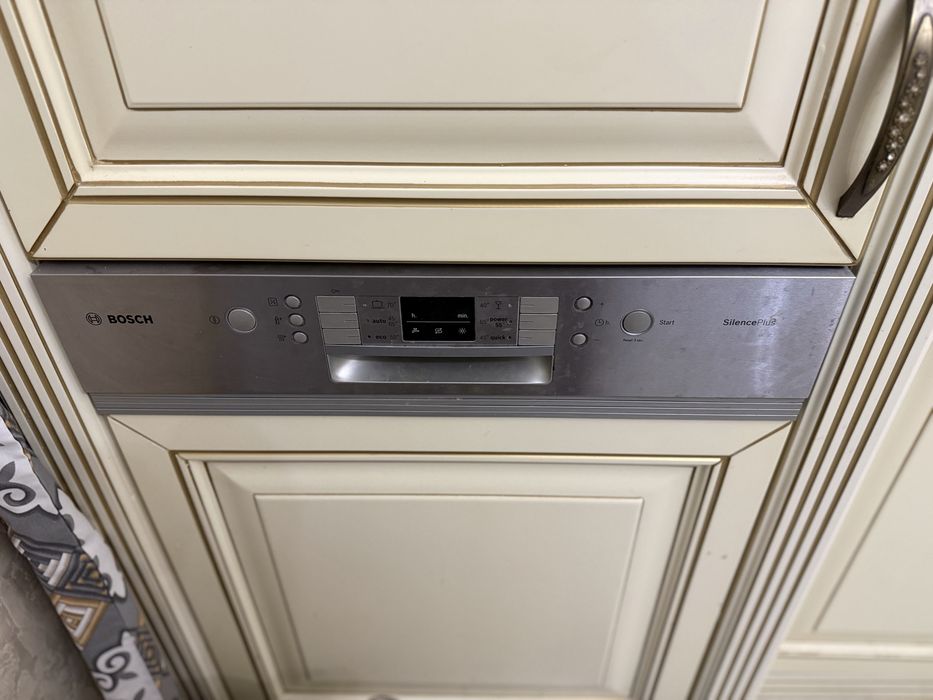 продам кухонный гарнитур со всей техникой