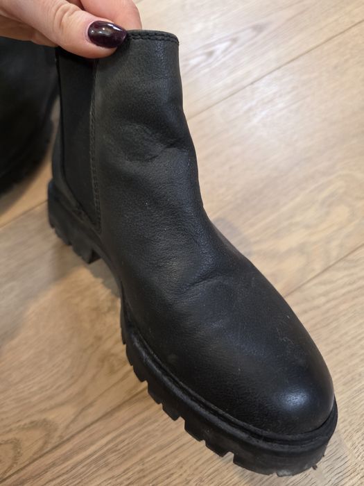 Черни боти Bata естествена кожа