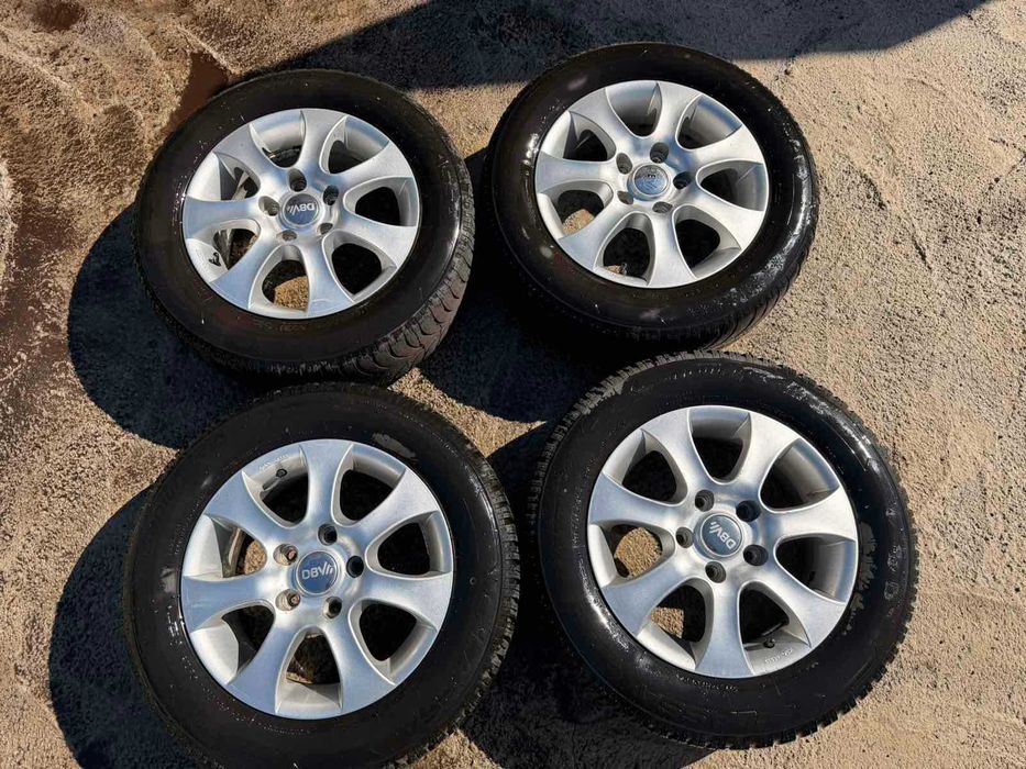 Алуминиеви лети джанти 15" 5х114,3 със зимни гуми Lassa 195/65