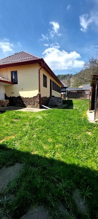 Casă de vânzare zonă de munte.