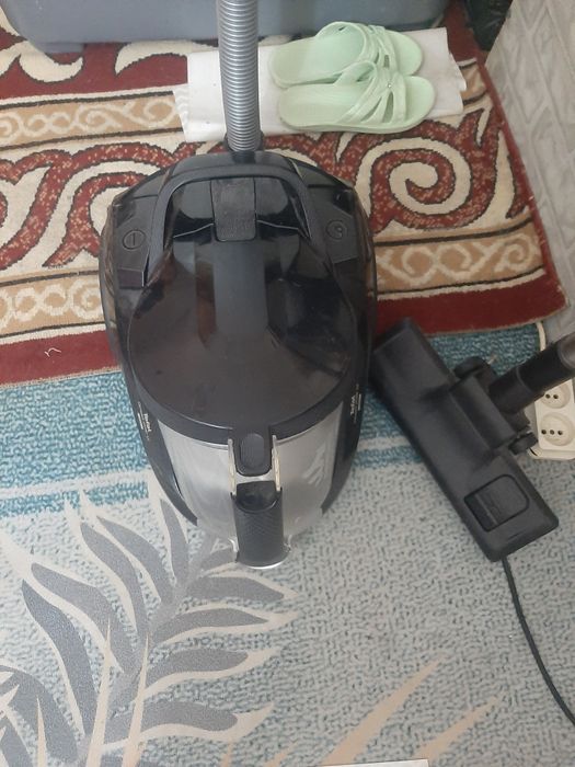 Продам пылесос TEFAL.