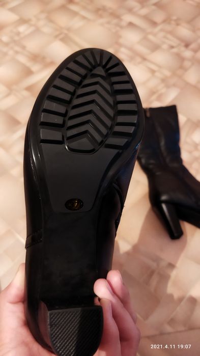 Сапоги зимние новые