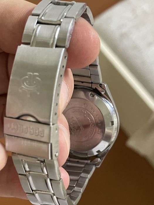 Продаю часы оригинал