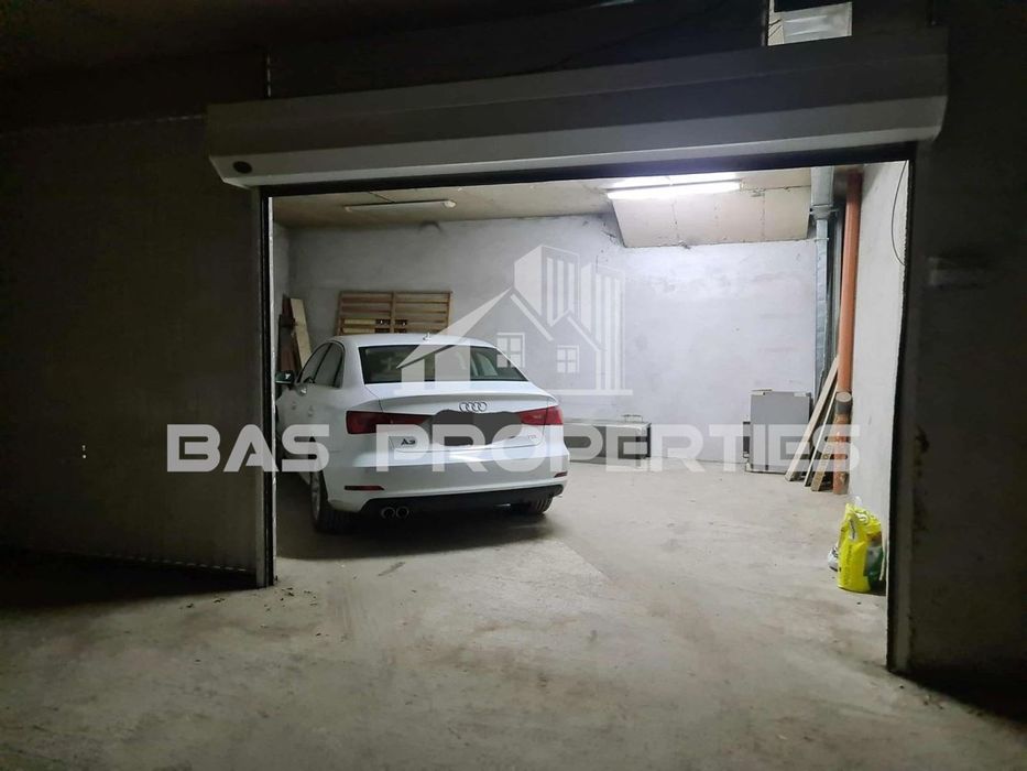 Продава се Тристаен апартамент в София, Люлин 6 - 113 кв.м за 1205 €/кв.м - Снимка #11