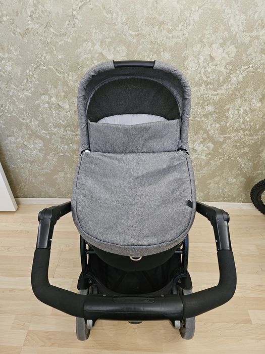 Количка Peg perego Futura 3 в 1 + ISOFIX база