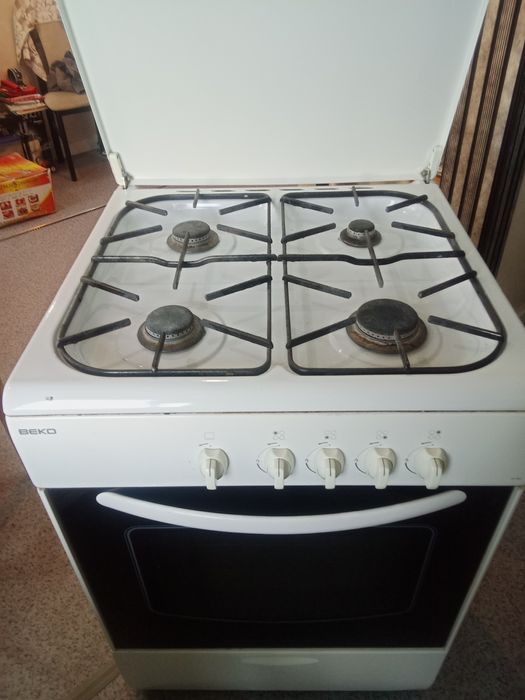 Продается газовая плита ВЕКО