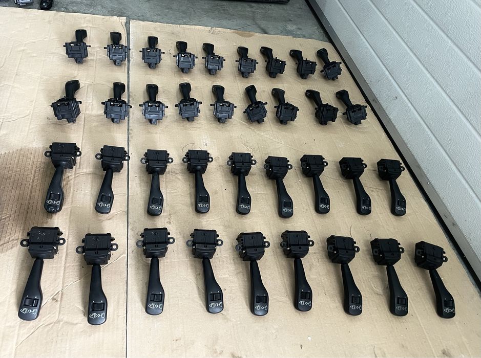 Всякакви лентови кабели /лостчета мигачи/чистачки/темпомат за бмв