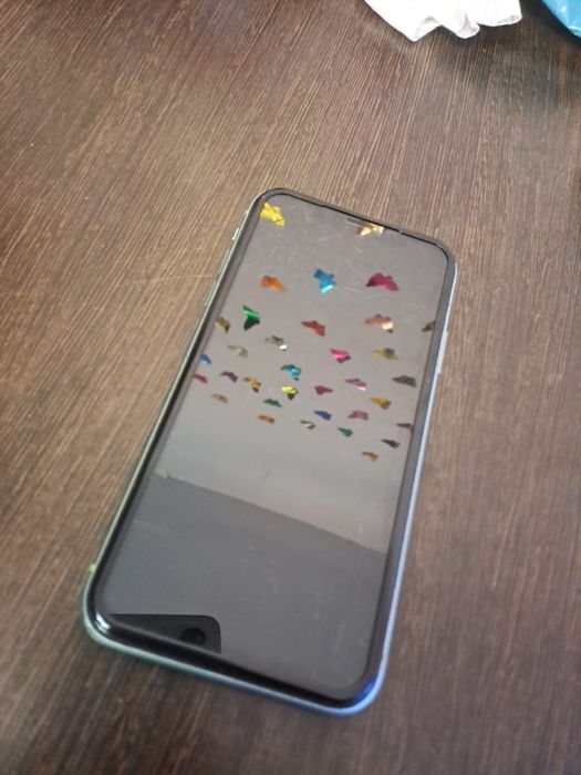 iPhone11 на 64гб