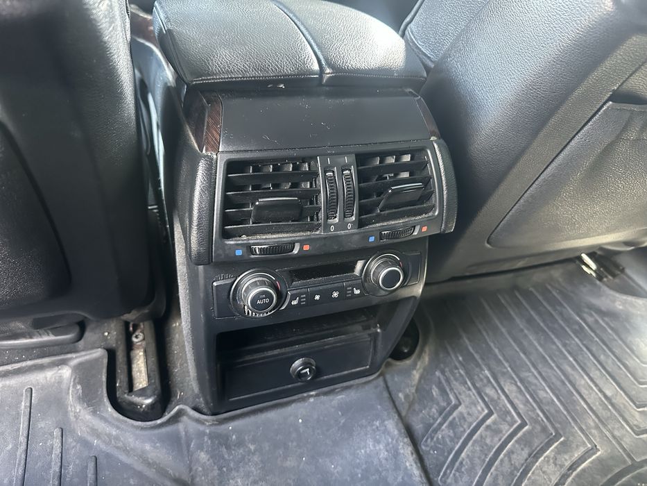 Bmw x5 e70 4.8 gas