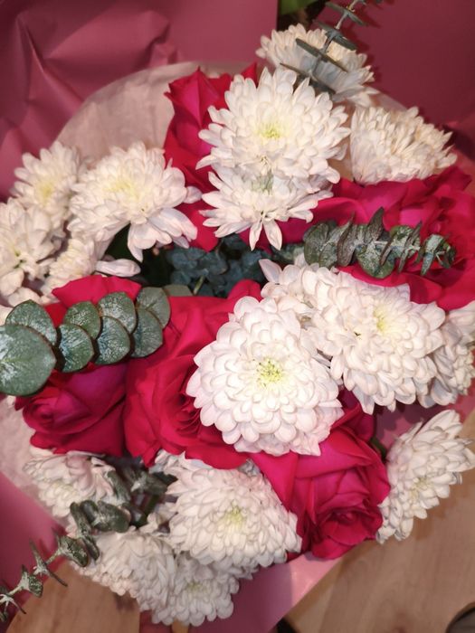 Продам букеты цветов свежие