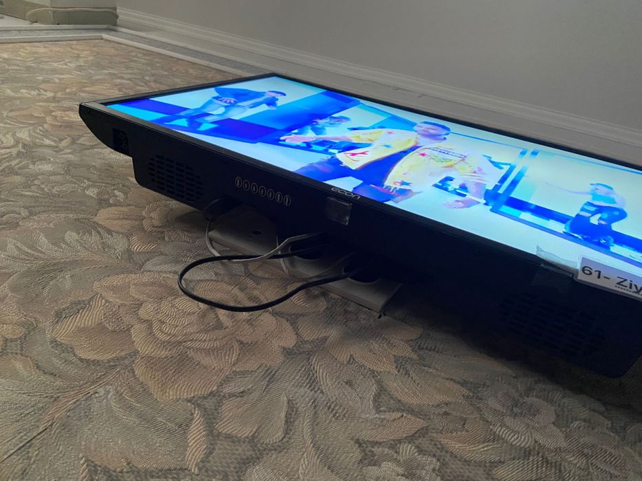 Продам телевизор Смарт диагональ 81