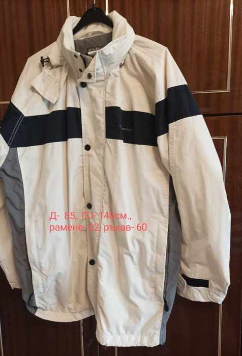 Мъжко яке- пази от вятър и дъжд, с тънка подплата