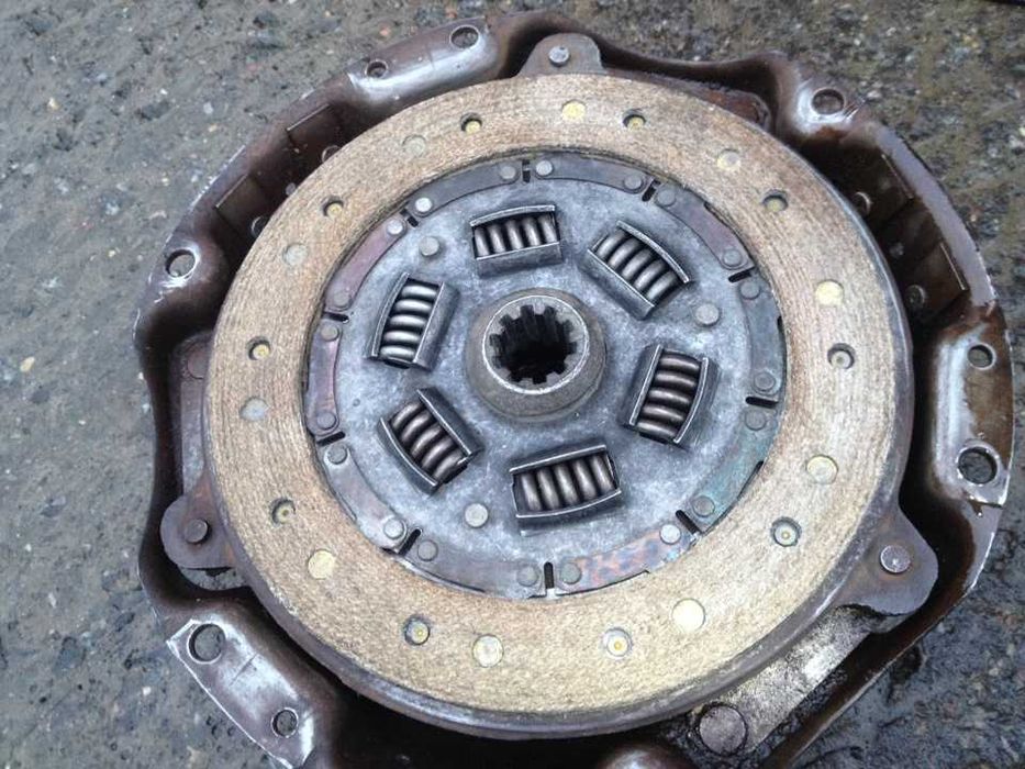 Ось верхнего рычага Москвич 412