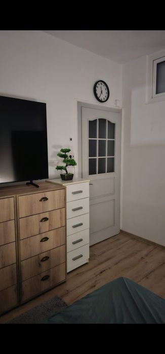 Vand apartament cu 2 camere