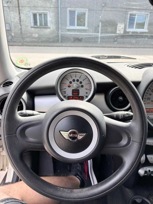 MINI ONE 1.6i 2010 г. нов внос