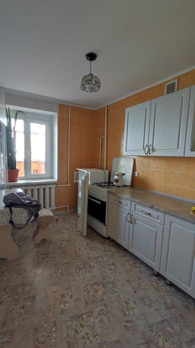 Продам 1 ком квартиру на 8 мкр