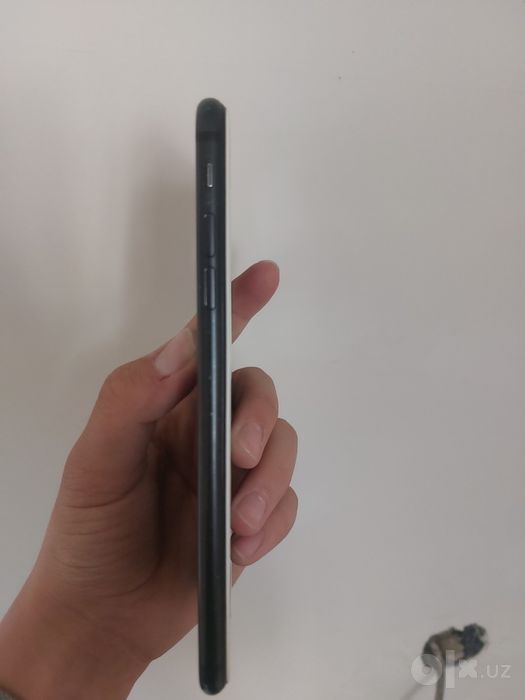 iPhone7+ 256gb akamulator 100%