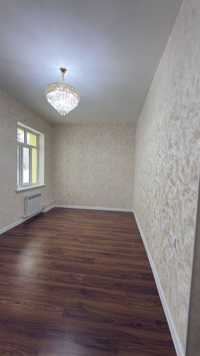 Продаётся участок Яшнабод олмос 1.5 сотик 3 хона 110 квадрат евро ремо