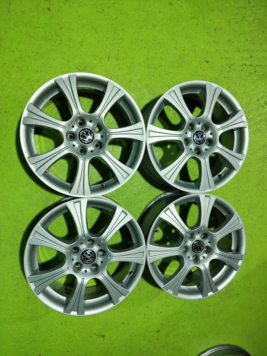 17 5x112 Vw Passat Touran Caddy Golf Skoda Audi 5х112