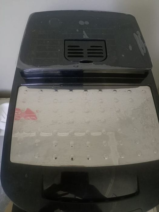 Продам кофе машинку!Б/У 190000