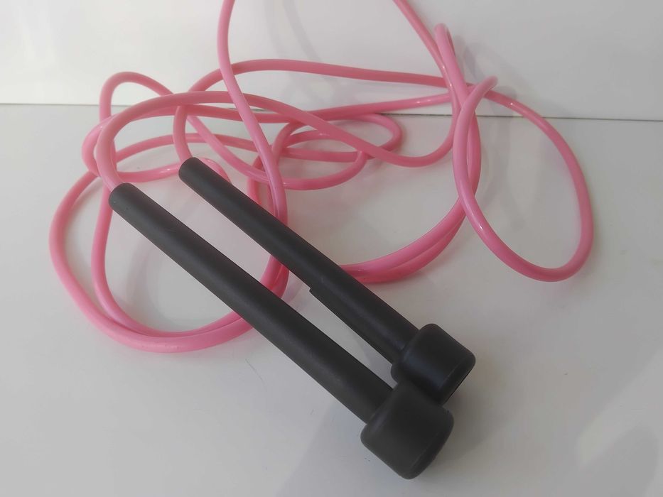 Въже за скачане и фитнес тренировки