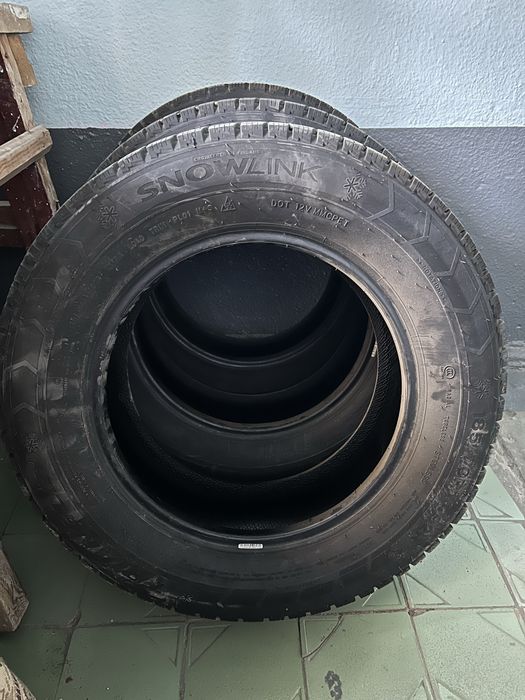 Продам шины зимние Triangle 185/70/р14