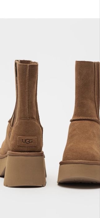 Велурени боти UGG Classic Камел